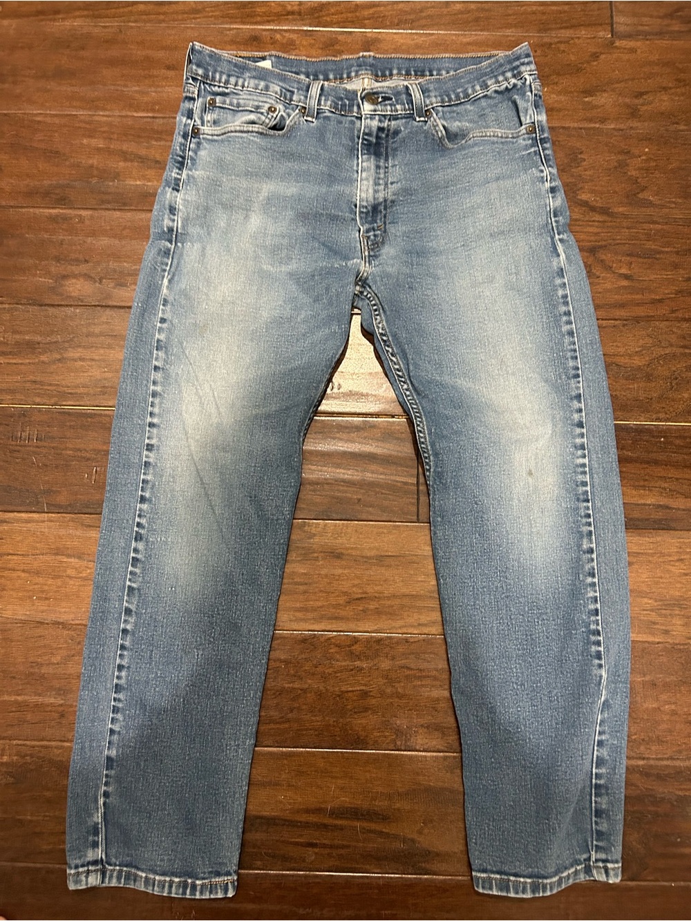 Levi's Men's Light Blue Relaxed Fit Jeans